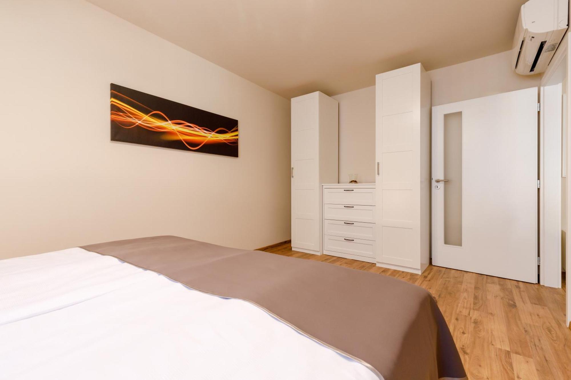 Apartments Menuet Karlovy Vary Ruang foto