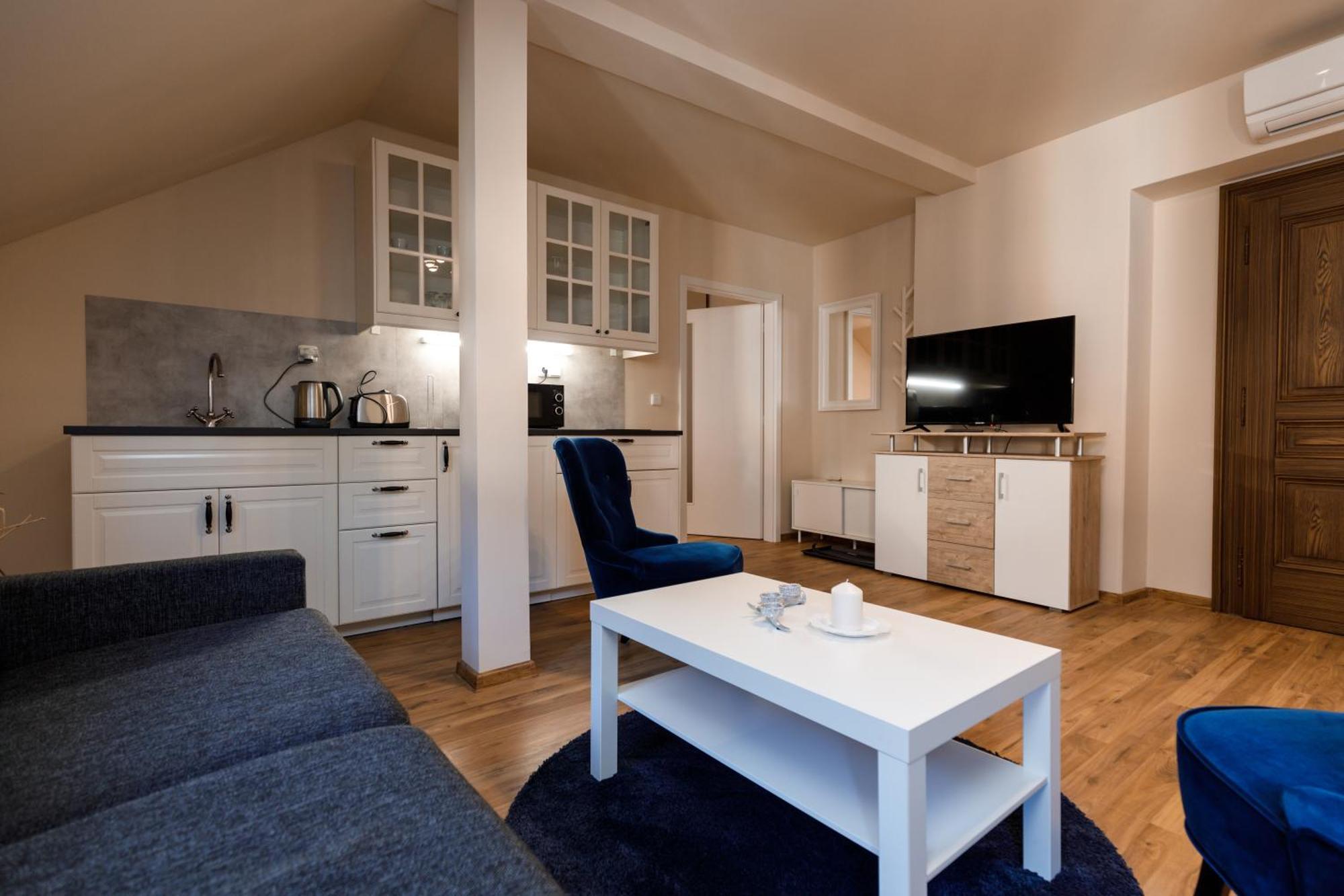 Apartments Menuet Karlovy Vary Ruang foto